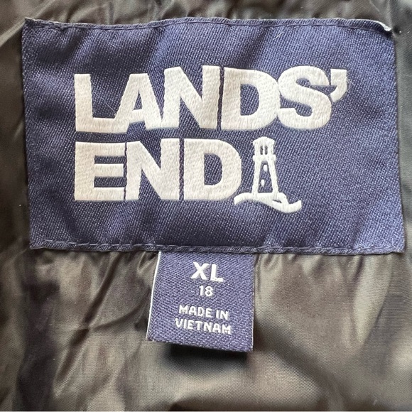 Lands’ End Down Puffer Vest Caramel Leopard Print Like New - Picture 8 of 16